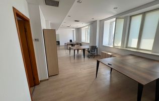 City Center | 90 sqm | Premium office building