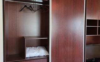 Garsonieră spațioasă Ozana, parcare, centrală proprie, balcon, pet friendly - Poză 7