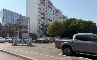 Oportunitare de vanzare spatiu comercial stradal randament 8.5% - Poză 1