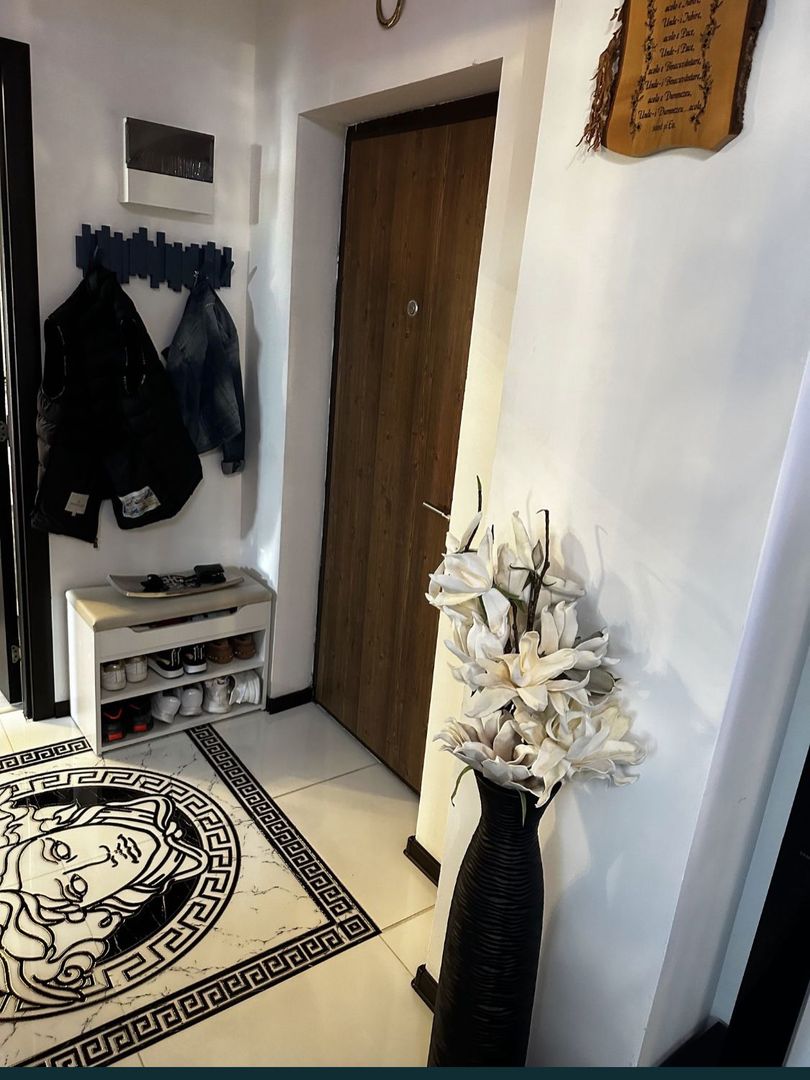 Apart 2 camere, bloc niu, cartier Tomis plus - Poză 1