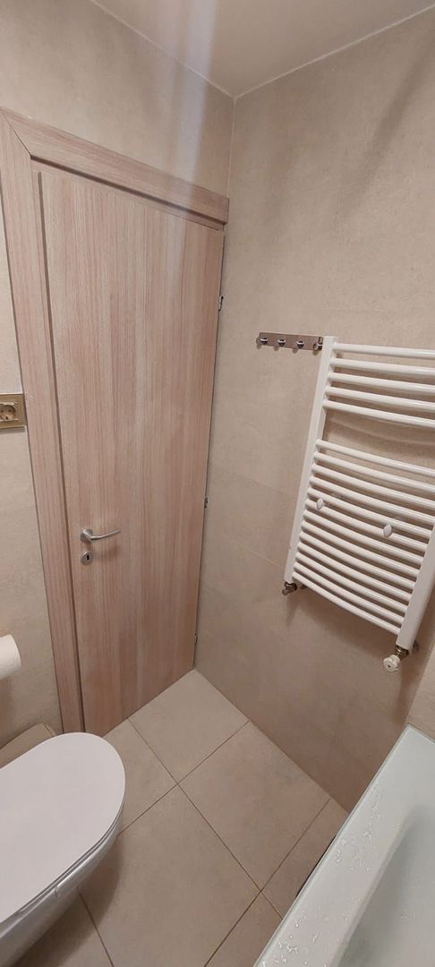 Bd. Unirii, 3 camere, 2 bai, centrala termica, parcare, lux - Poză 36