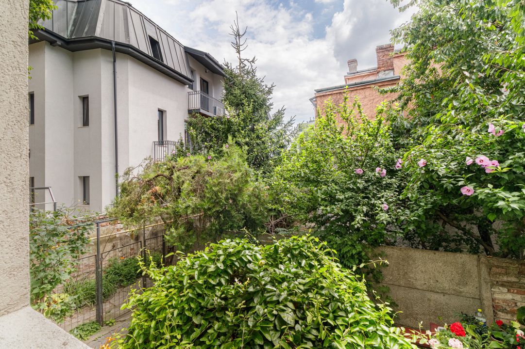 3 camere parter inalt 11 Iunie - Poză 12