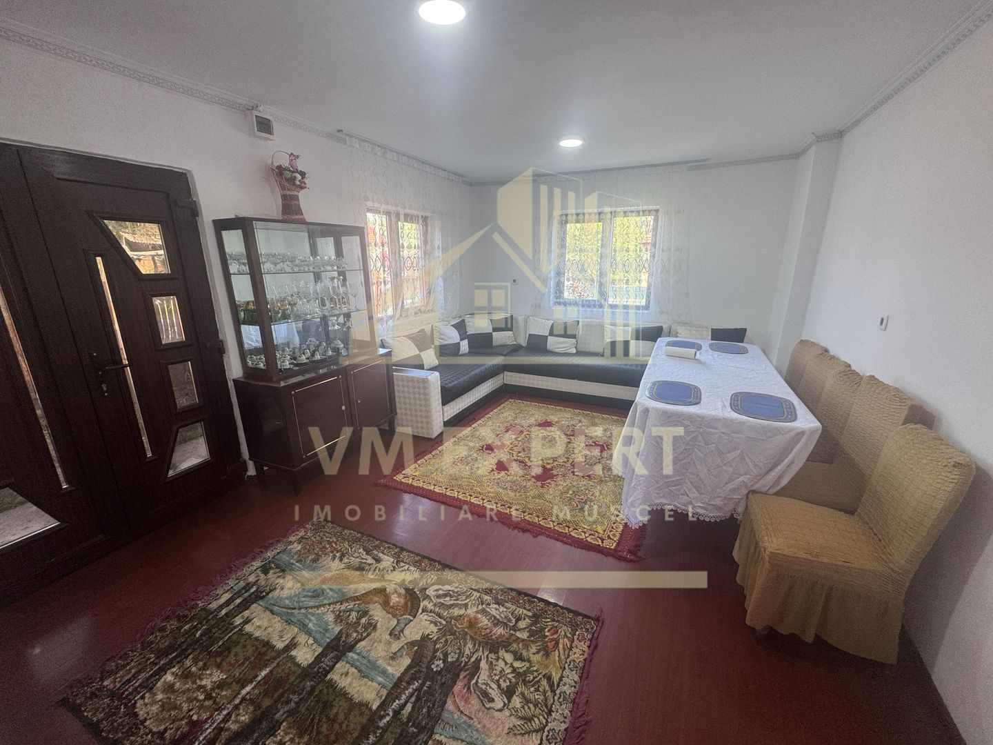 CASA DE VANZARE CU 4 CAMERE, APA SARATA, CAMPULUNG - Poză 19