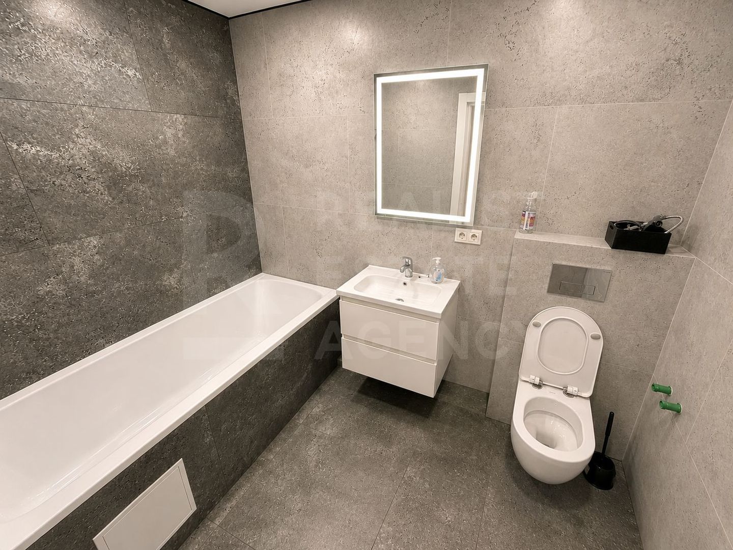Vânzare, apartament 3 camere, bd. Renașterii,  Râșcani. - Poză 13
