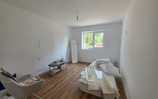 Casă 4 Camere, 2 Bai, 900mp Teren - Poză 15