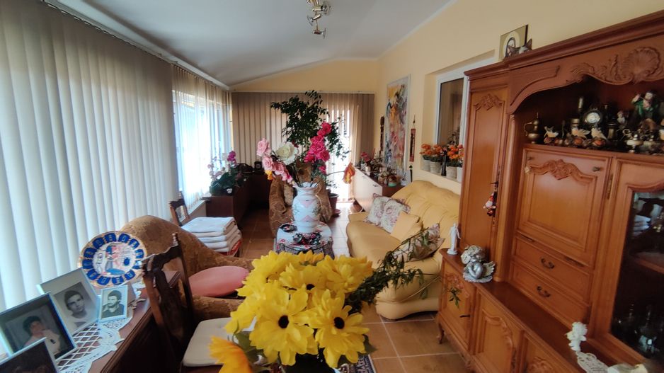 CASA INDIVIDUALA SI HALA CU TEREN  4000 MP - Poză 8