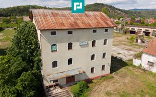 Oportunitate de investiție în Orașul Lipova - Poză 1