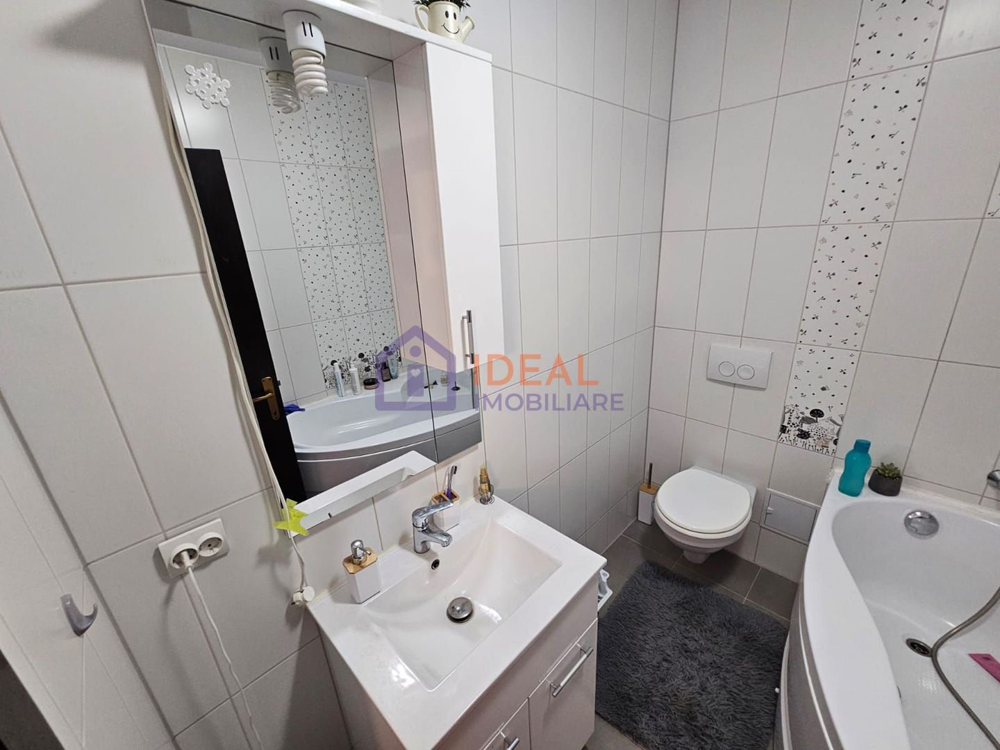 Casa Mobiltata-Utilata cu 4 camere,  pe Pictor Brana - Poză 10