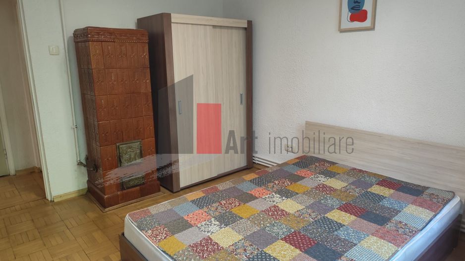 Apartament de vanzare cu 2 camere in zona Pajura. - Poză 14