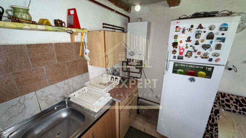 CASĂ 4 CAMERE TEREN 630 MP DAMBOVICIOARA  ARGES - Poză 18