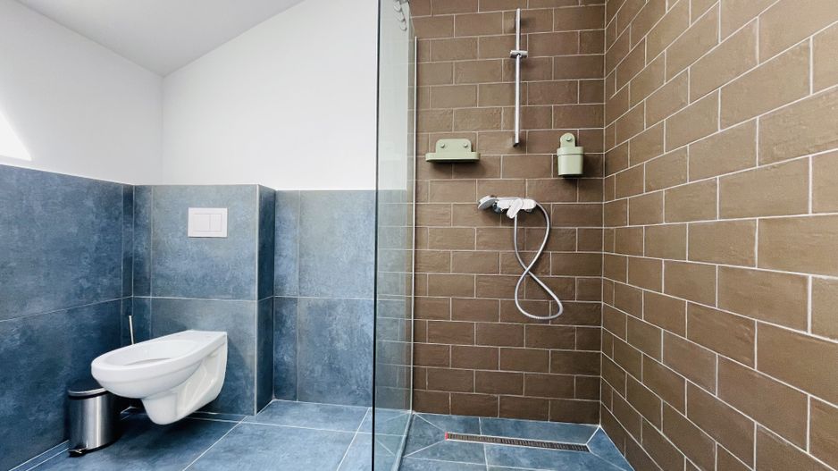 INCHIRIATA - Prima inchiriere, Segmentul Lux | Central | Panouri solare - Poză 16