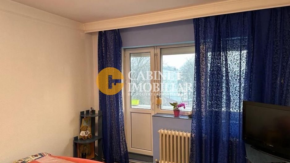 Tatarasi 4 camere etaj 3/4 - 90mp - mobilat - GARAJ - Poză 4