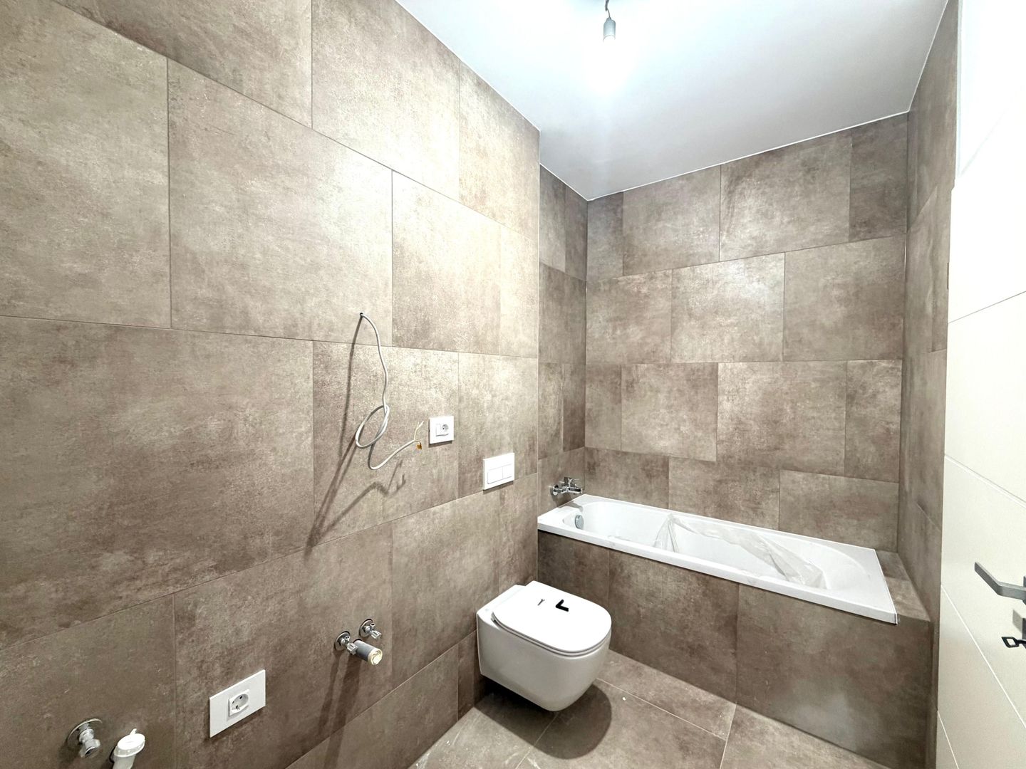 2 camere, etaj 1, zona Braytim – ideal locuință sau investiție - Poză 4