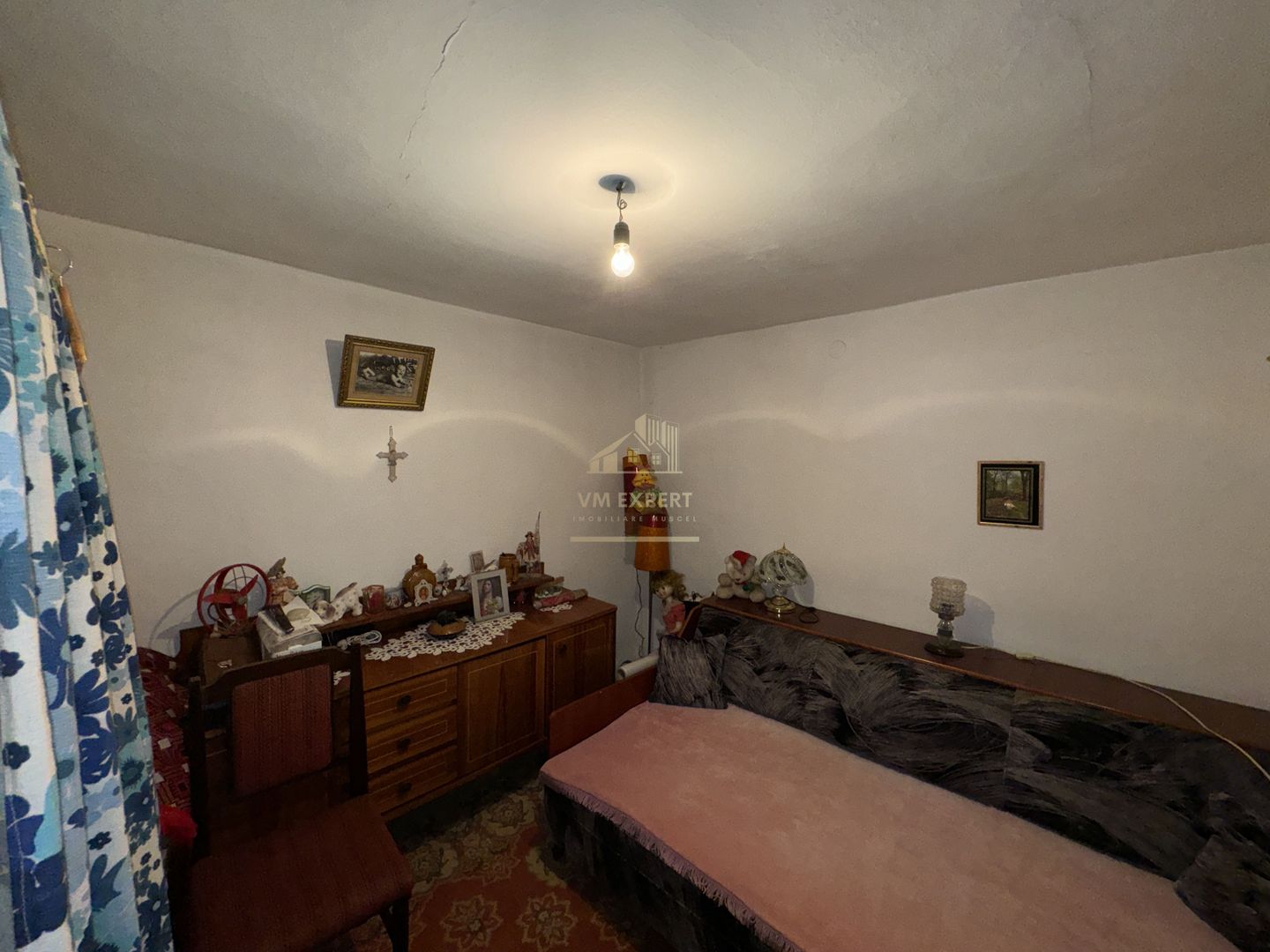 CASA 4 CAMERE, TEREN 604 MP, VOINESTI LERESTI, COMISION 0% - Poză 8