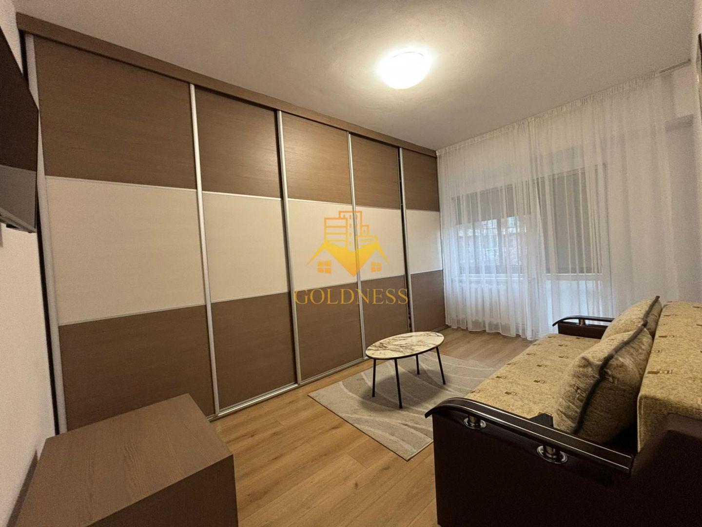 2 camere, Ultracentral, Parcare, Eroilor, Cipariu, Dorobantilor - Poză 1