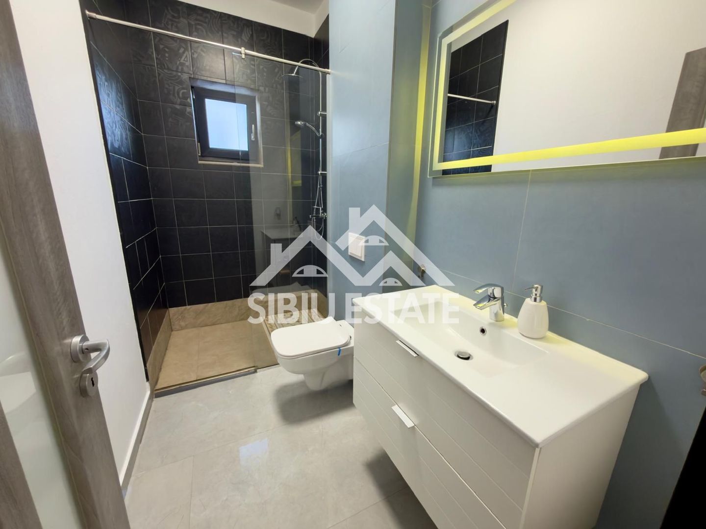 Apartament PREMIUM 3 camere, curte, 2 terase- Selimbar - Poză 9