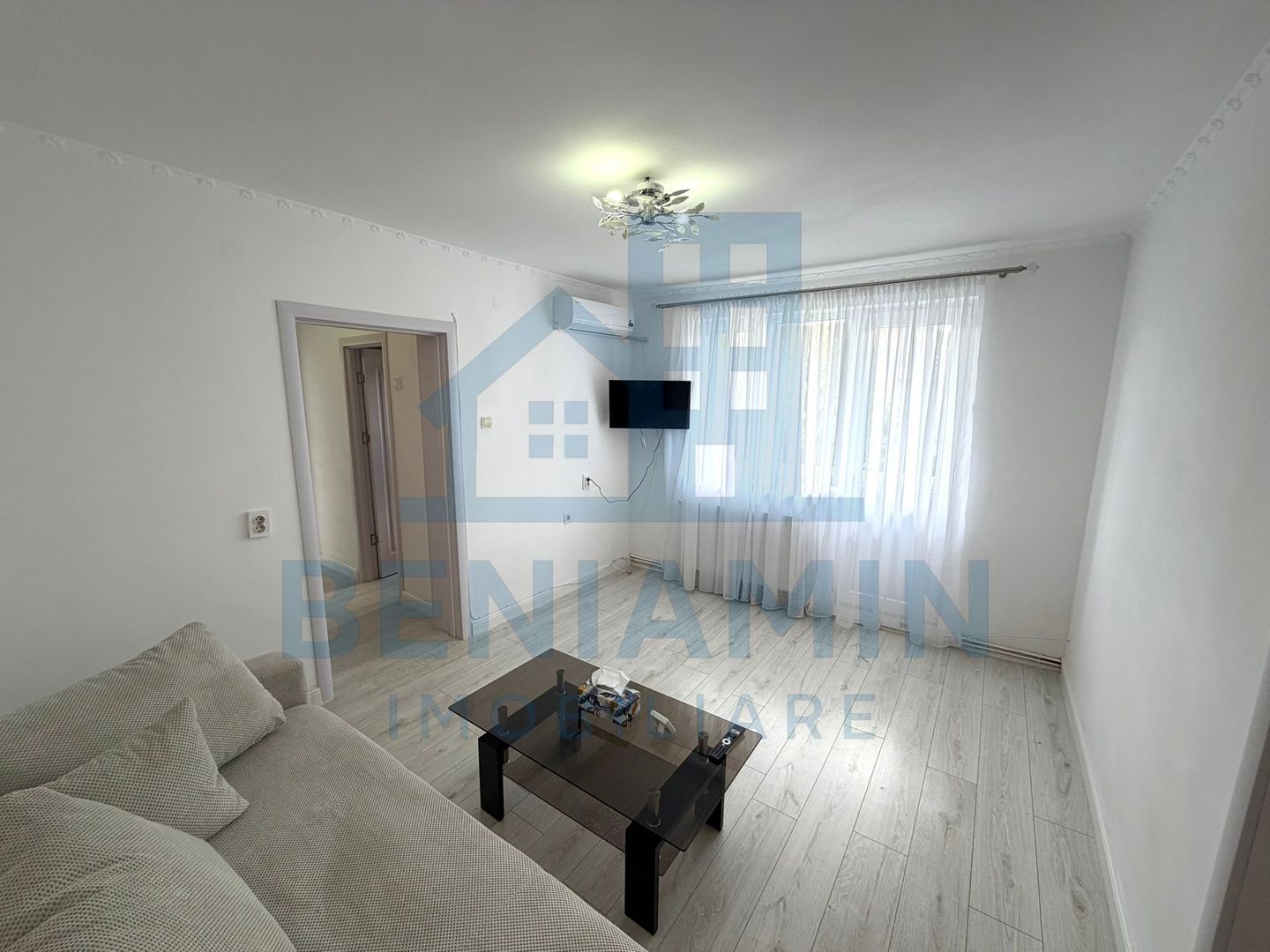 Apartament 2 camere ultracentral -str Stefan cel Mare- renovat modern - Poză 6