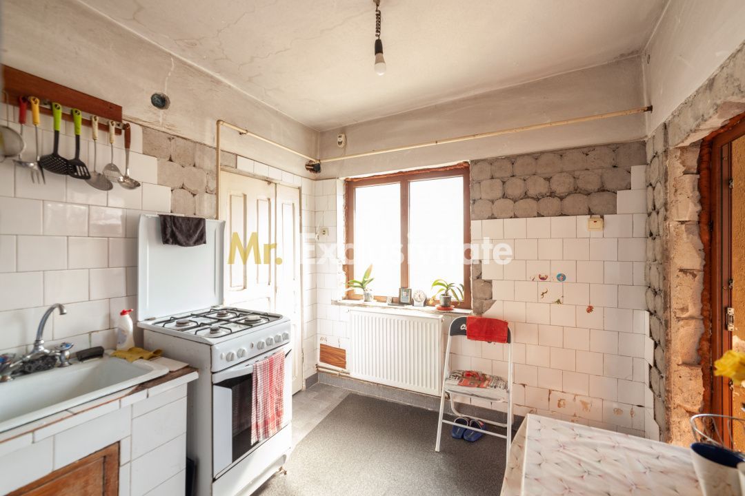 Casa cu potential/ zona Sf Vineri/ 126 mp teren/ Regim urbanistic avantajos - Poză 7