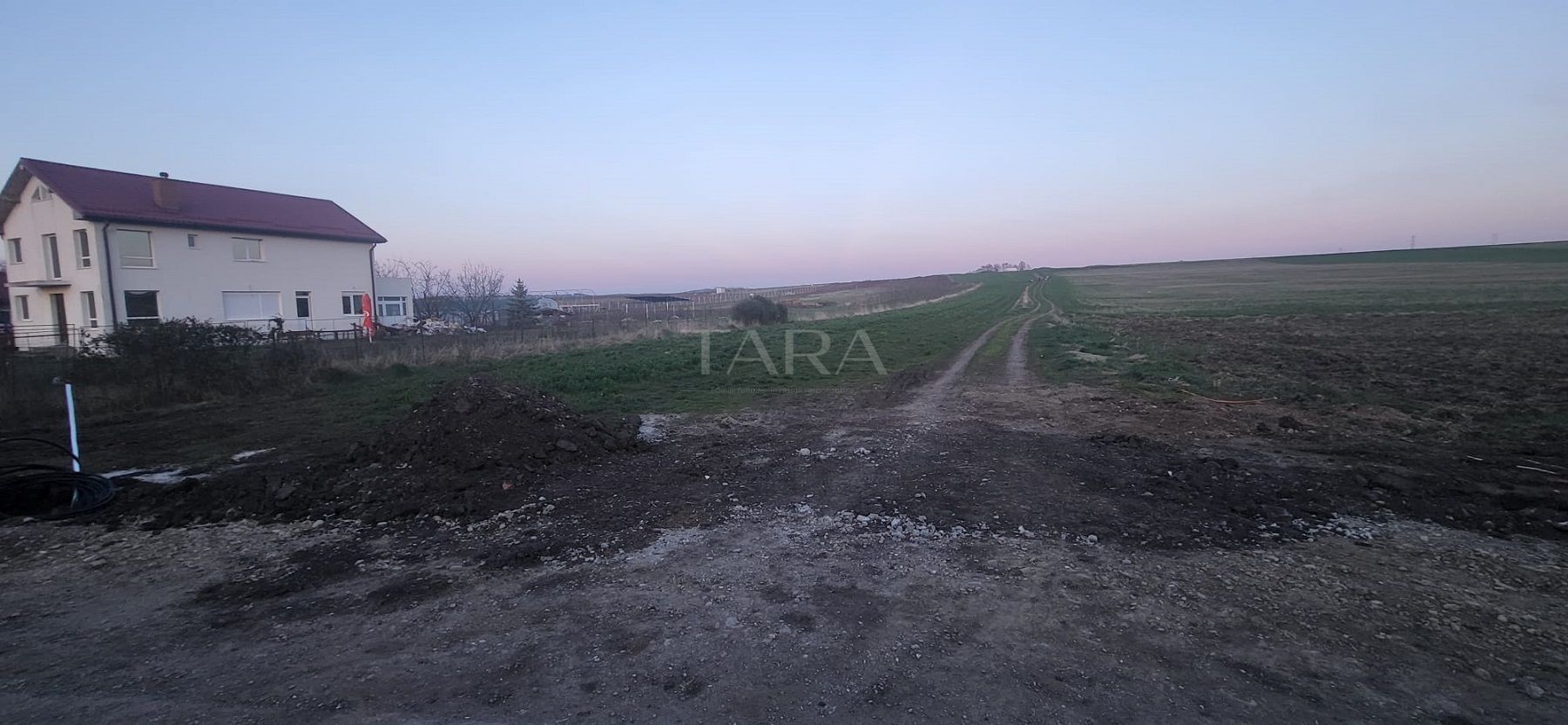 Teren de vanzare in Jucu de sus - Poză 1