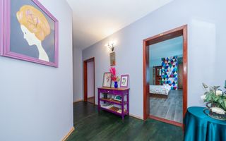 Pensiune de vânzare în Râșnov | 14 camere | 427 mp - Poză 22