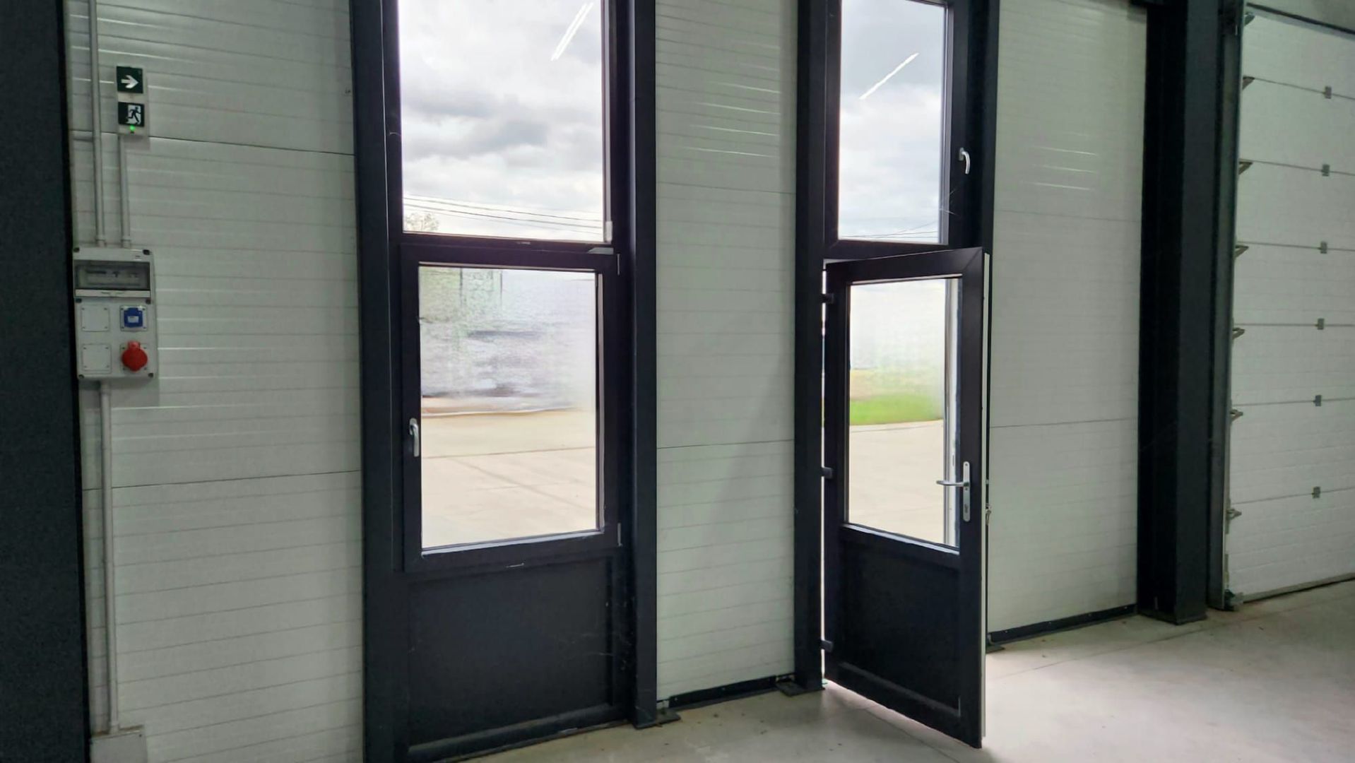 Hala productie/depozitare zona nord -autostrada - Poză 2