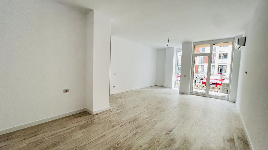 Apartament cu 2 camere si curte   -  Parter   -Zona Torontalului - Poză 2