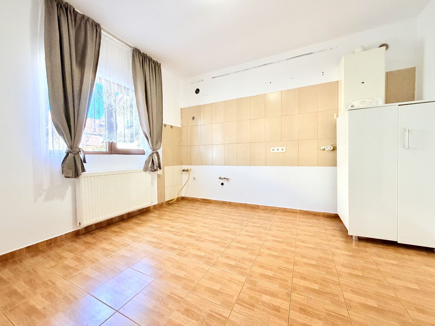 De închiriat – Casă individuală P+M în Dumbrăvița - Poză 23