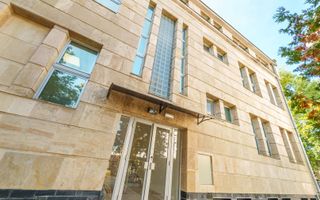 Birouri de închiriat in cladire simbol - Poză 1