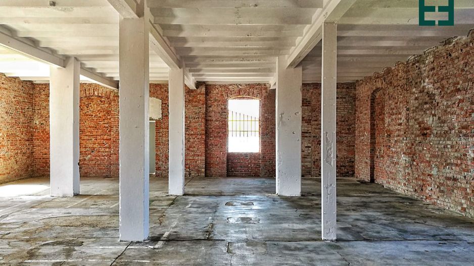 DE ÎNCHIRIAT - Spațiu comercial cu destinații multiple - Nădlac - Poză 3