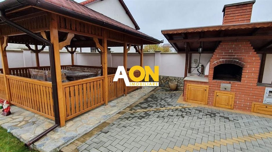 Casa 5 camere 567 mp teren la asfalt toate utilitatile Cetate - Poză 3