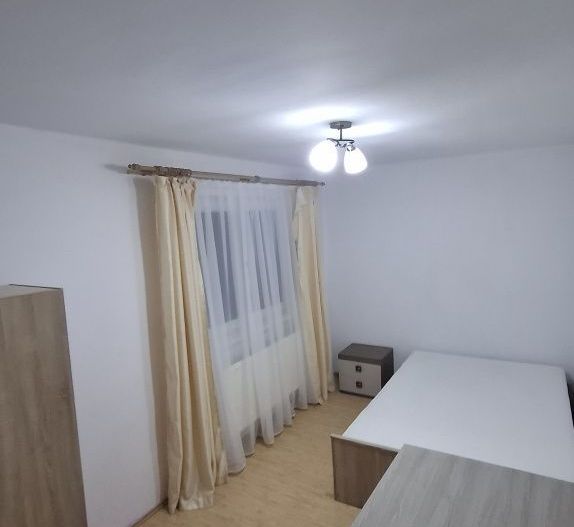 Spitalul Judetean | 3 Camere | Etaj 1 | Bloc izolat | - Poză 3
