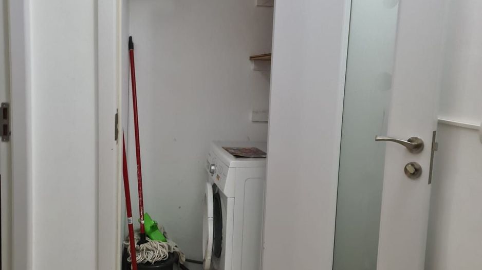 De vanzare apartament cu o camera, parter, I.C.Frimu 43.000 euro - Poză 6