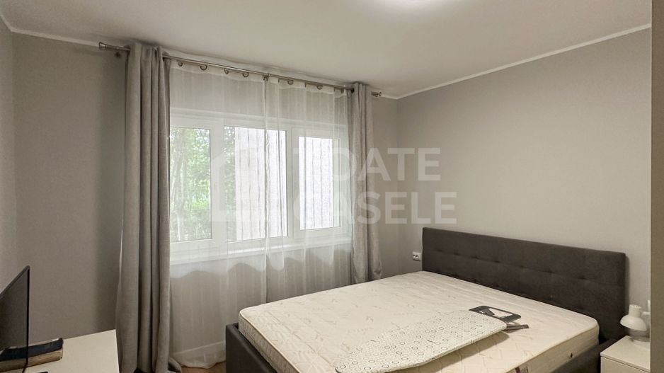 Apartament 2 camere, decomandat, zona Între Lacuri - Poză 4