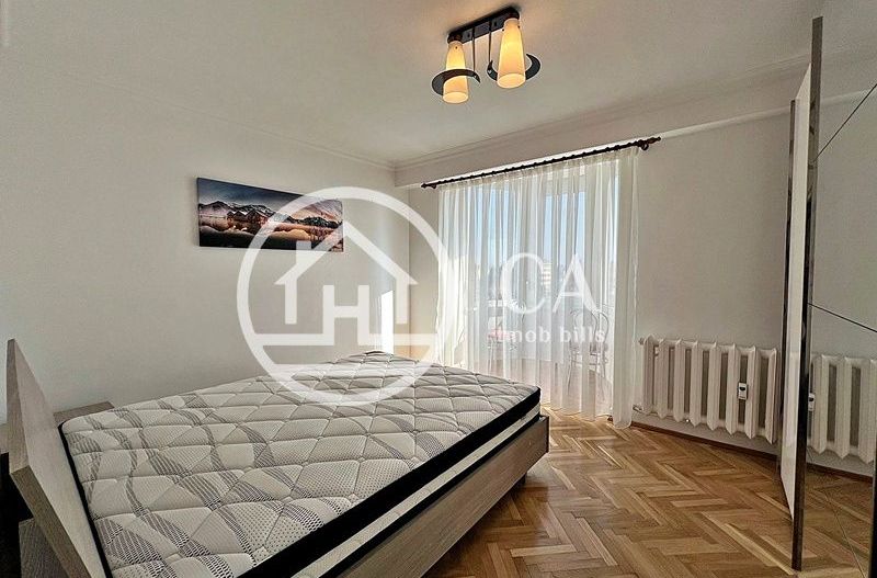 Apartament de închiriat cu 4 camere în zona Ultracentrală, Oradea - Poză 11