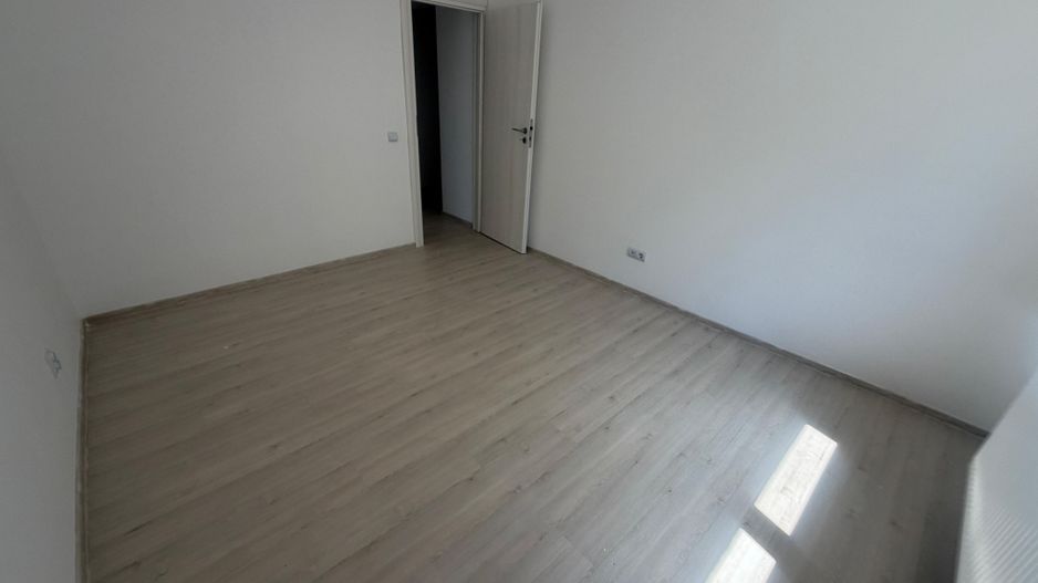 AP. 2 CAMERE - CURTE PROPRIE 65 MP, BLOC NOU, PARCARE INCLUSA,COMIS 0% - Poză 6