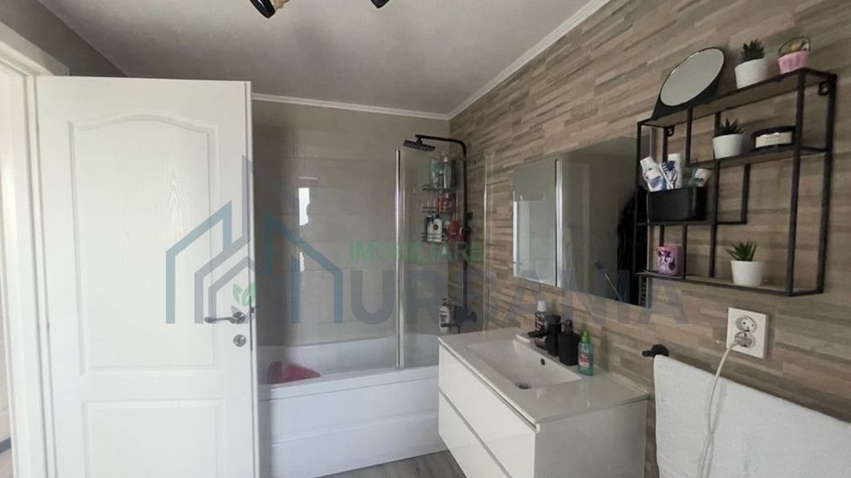 Casă triplex mobilată și utilată complet în Horpaz, Miroslava - Poză 4