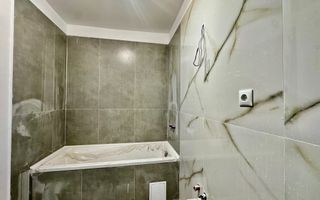 Apartament la etaj intermediar | Finisat | Eroilor - Poză 13