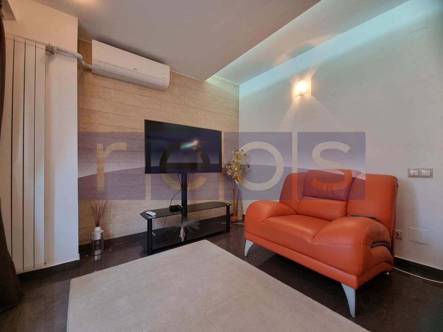 OPORTUNITATE - VANZARE - 3 - CAMERE -DECOMANDAT -OCTAVIAN GOGA - Poză 1