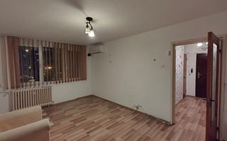 VANZARE GARSONIERA SPATIOASA I LIBERA I METROU I VALEA IALOMITEI - Poză 6