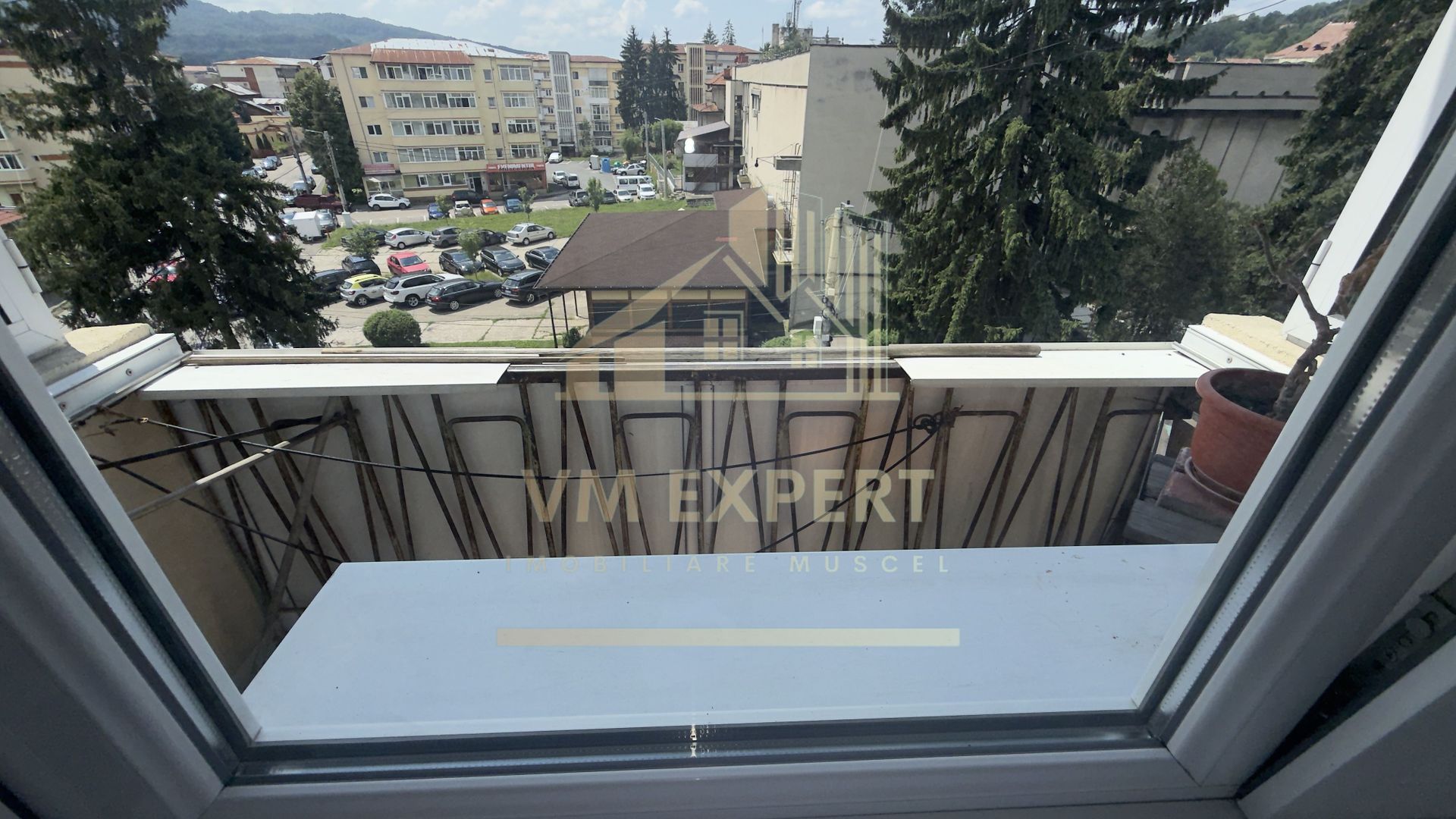 APARTAMENT 2 CAMERE ETAJ 4 ZONA ULTRACENTRALĂ CAMPULUNG - Poză 35