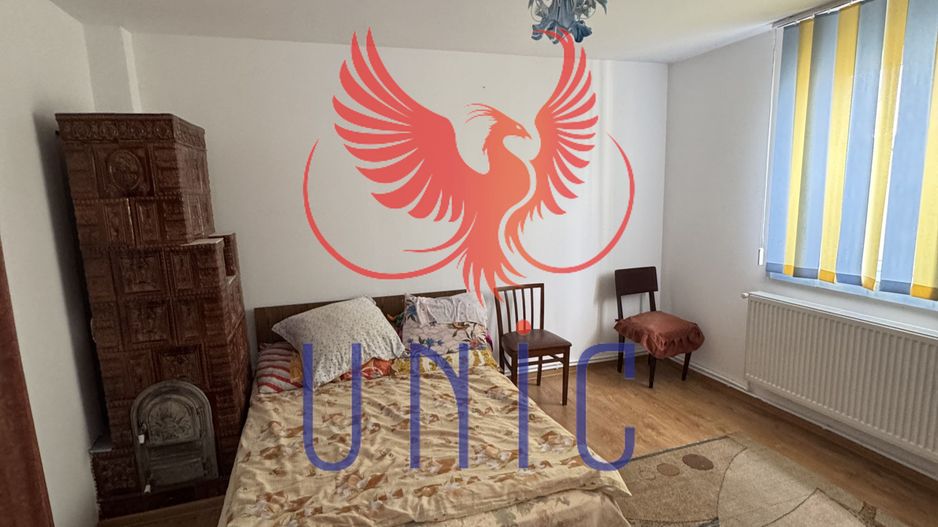 Casa situata in orasul Bals! - Poză 1