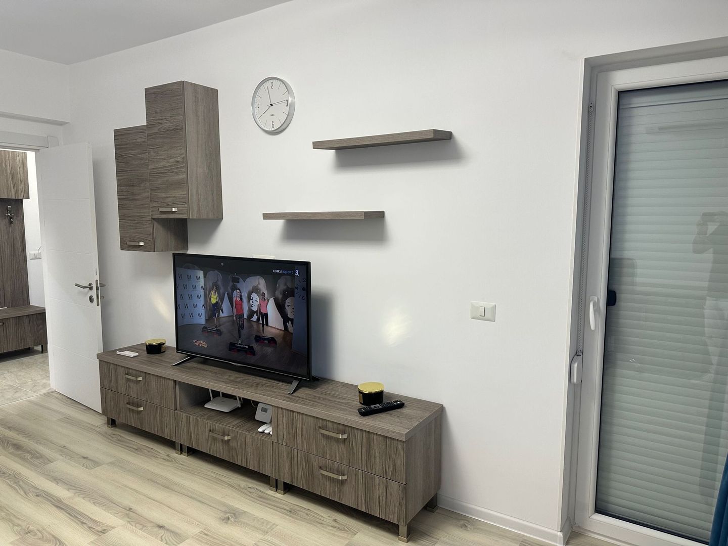 GARS. APARATORII PATRIEI, BUCATARIE INCHISA, PARCARE, METROU 13 MINUTE - Poză 4