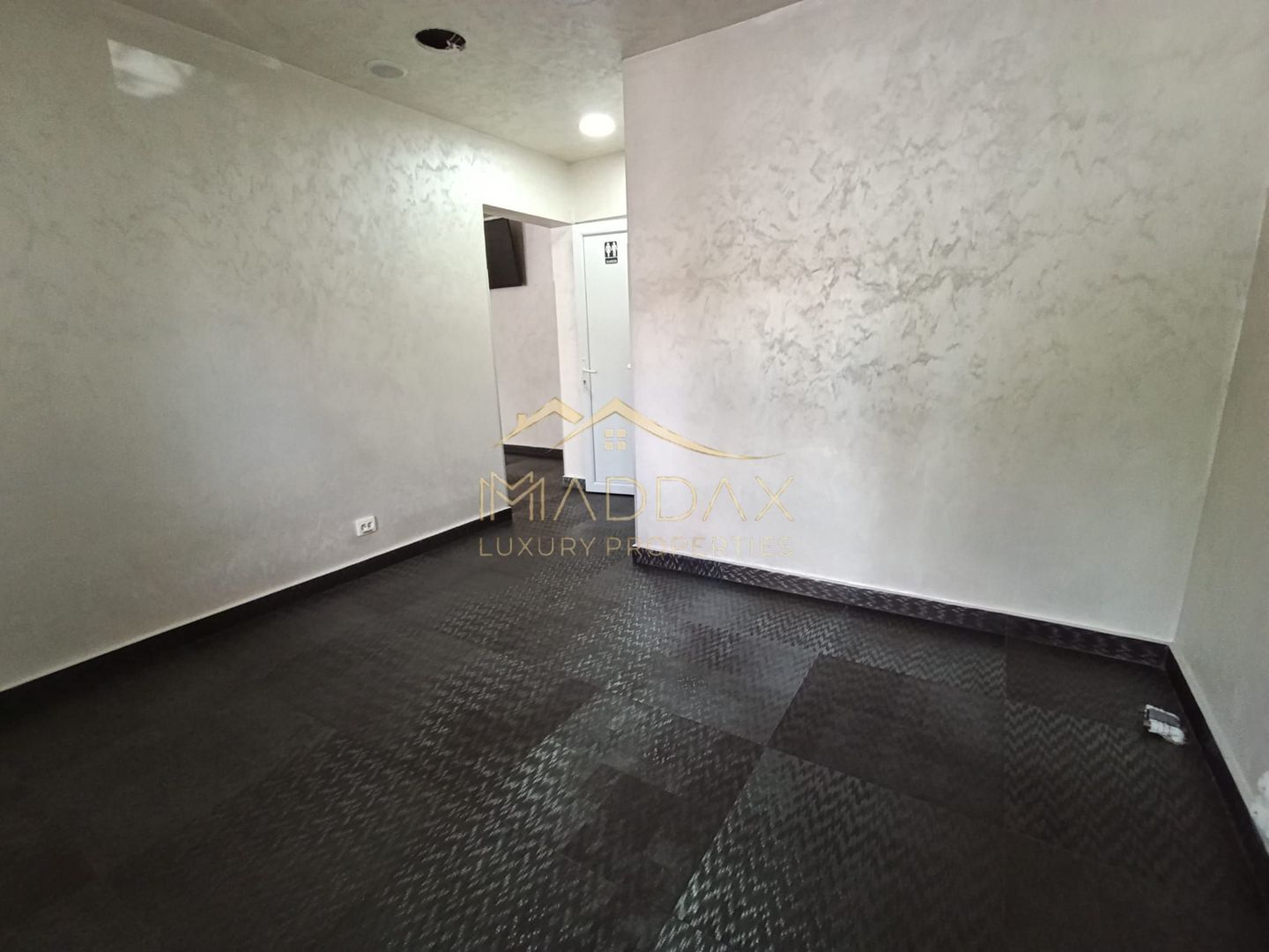 Spatiu Comercial Berceni *52 mp* Parter//Vad Pietonal Intens - Poză 3