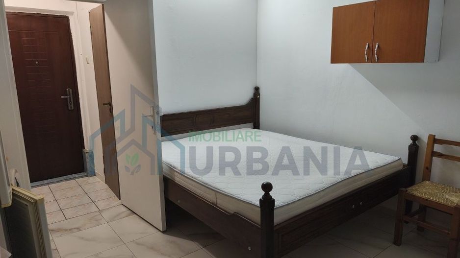 # Închiriez garsonieră,baie proprie,apă caldă,Bularga, Jumbo - Poză 5