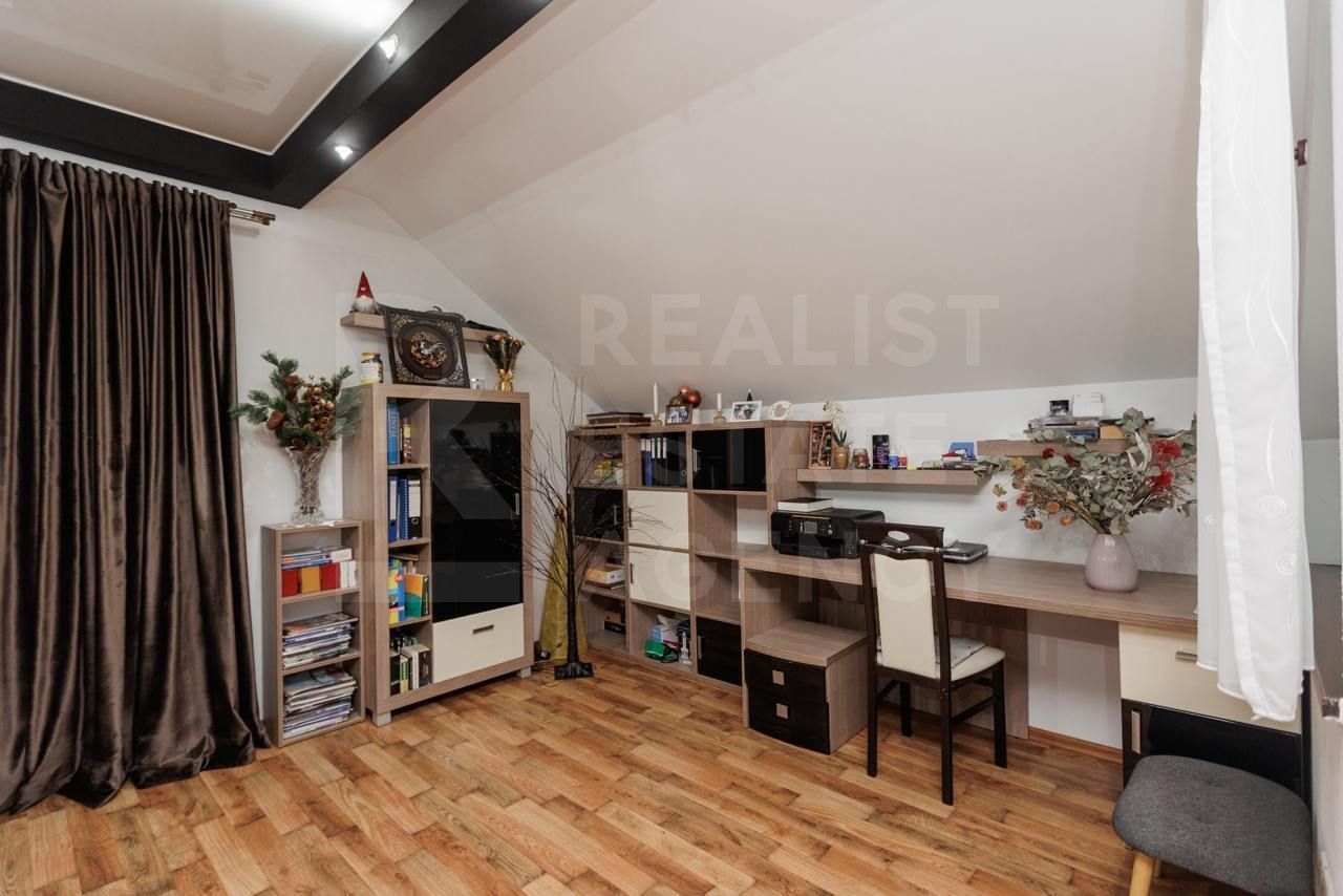Vânzare, penthouse cu suprafața de 227 mp, str. Romană, Ungheni - Poză 15