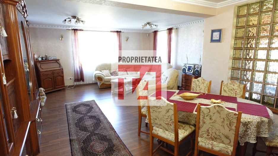 Casa spatioasa si teren de 1500mp Unguras - Poză 7
