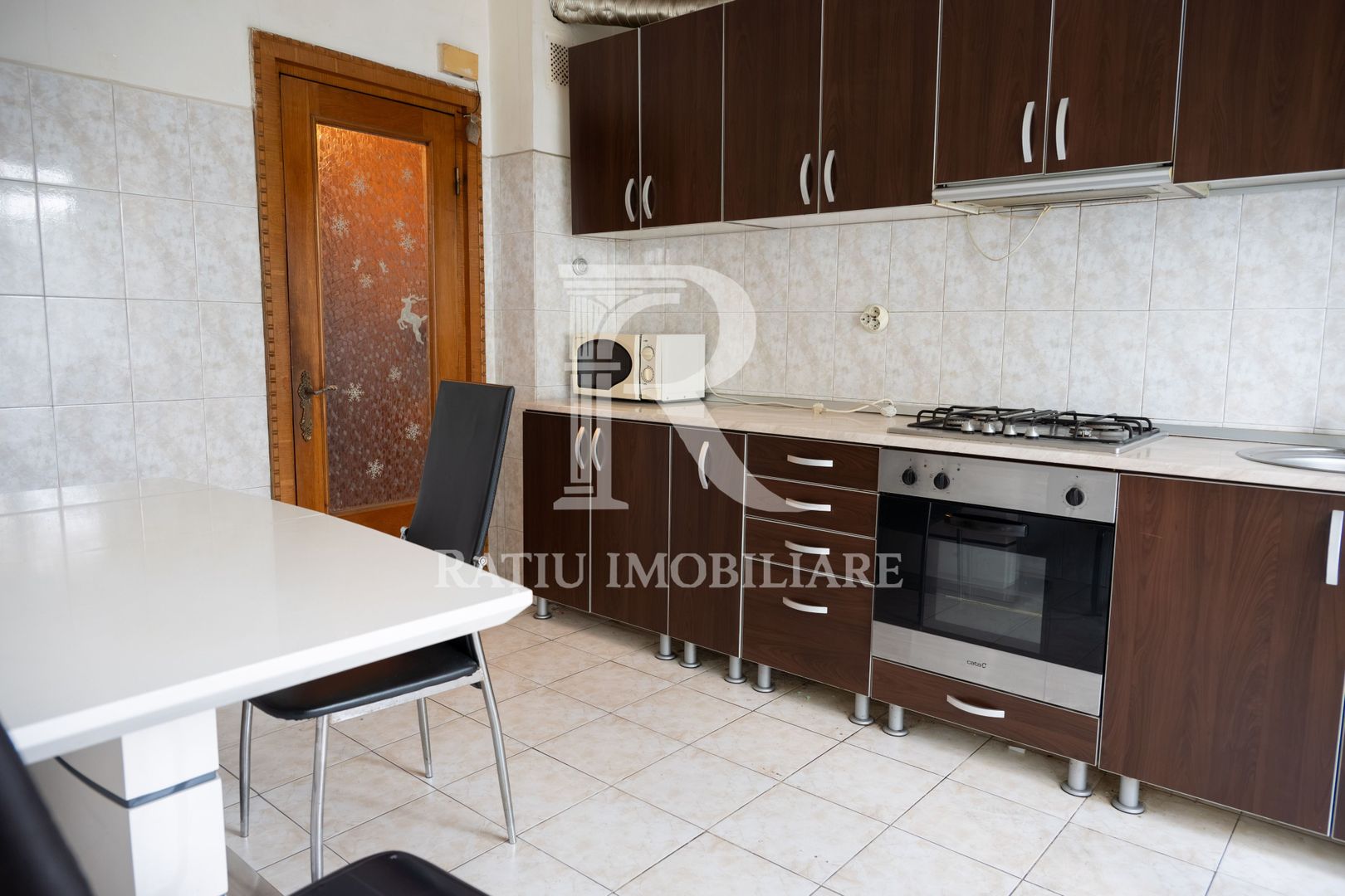 Apartament cu 2 camere | Decebal | Etajul 2 | Oradea - Poză 9