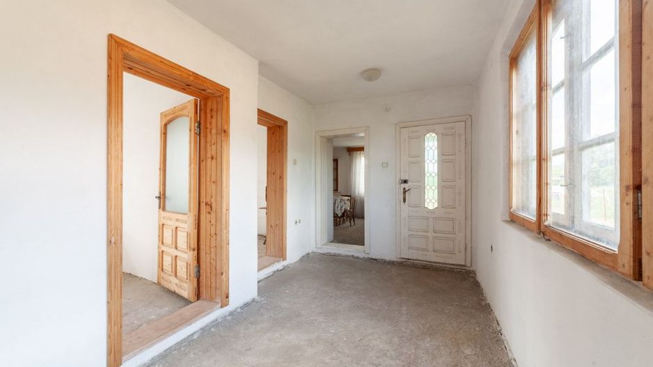 Casa +teren 1093 mp Domnesti-Arges cu o panorama superba! - Poză 11