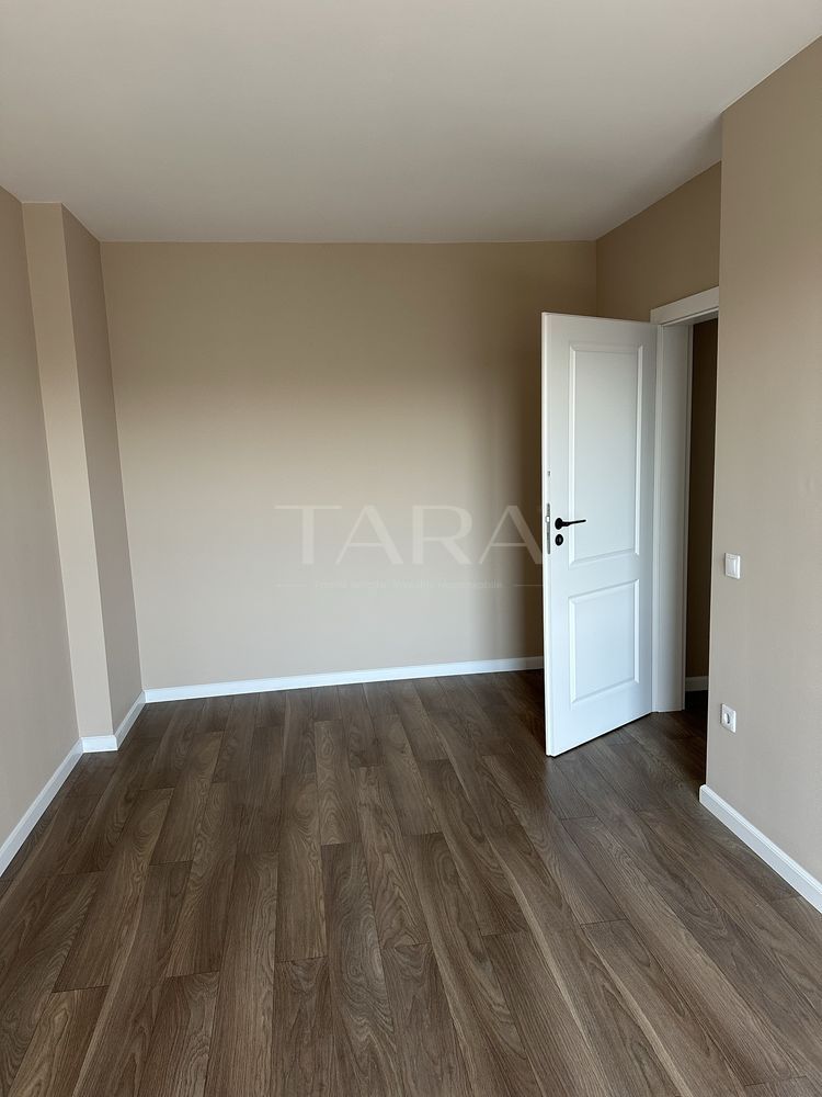 Apartament 3 camere de vânzare.  Imobil nou, 2025. - Poză 1