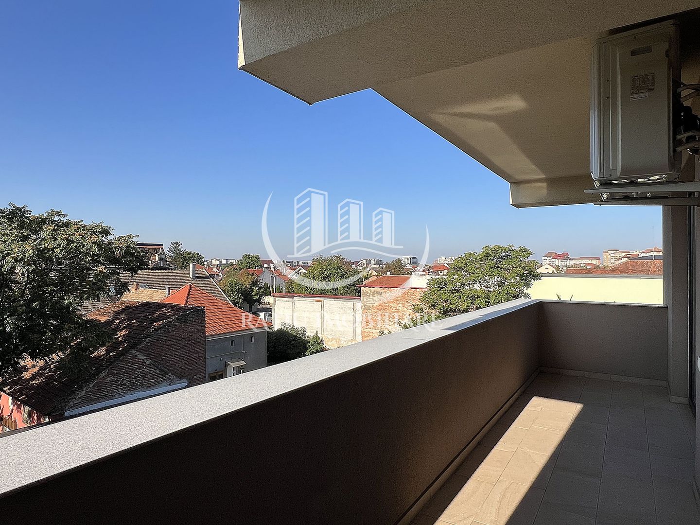 Apartament Premium cu 3 camere | Garaj | Zona Centrala | Oradea - Poză 19